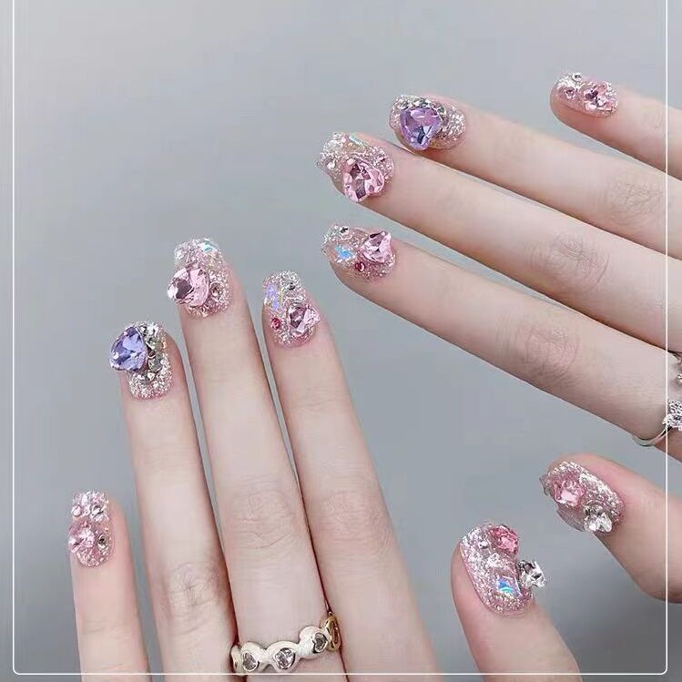 Decorative Press-On Nail Design Set Bowlift