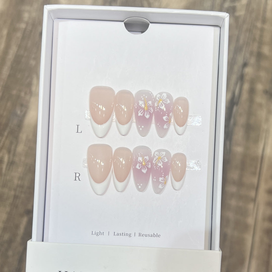 Floral-Design Reusable Press-On Nail Set Bowlift