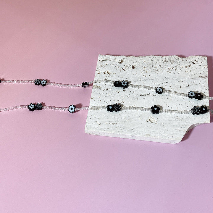 Jewelry holder chain with beads Bowlift