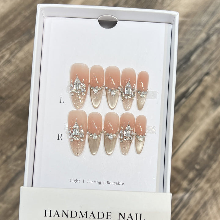 Decorative Handmade Press-On Nails with Elegant Rhinestones Bowlift