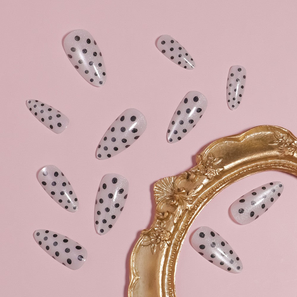 Artistic Polka Dot Press-On Nails Bowlift