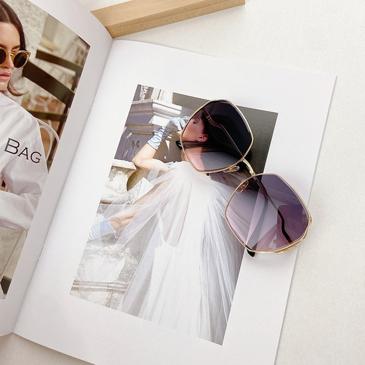 Fashionable Geometric Sunglasses Bowlift