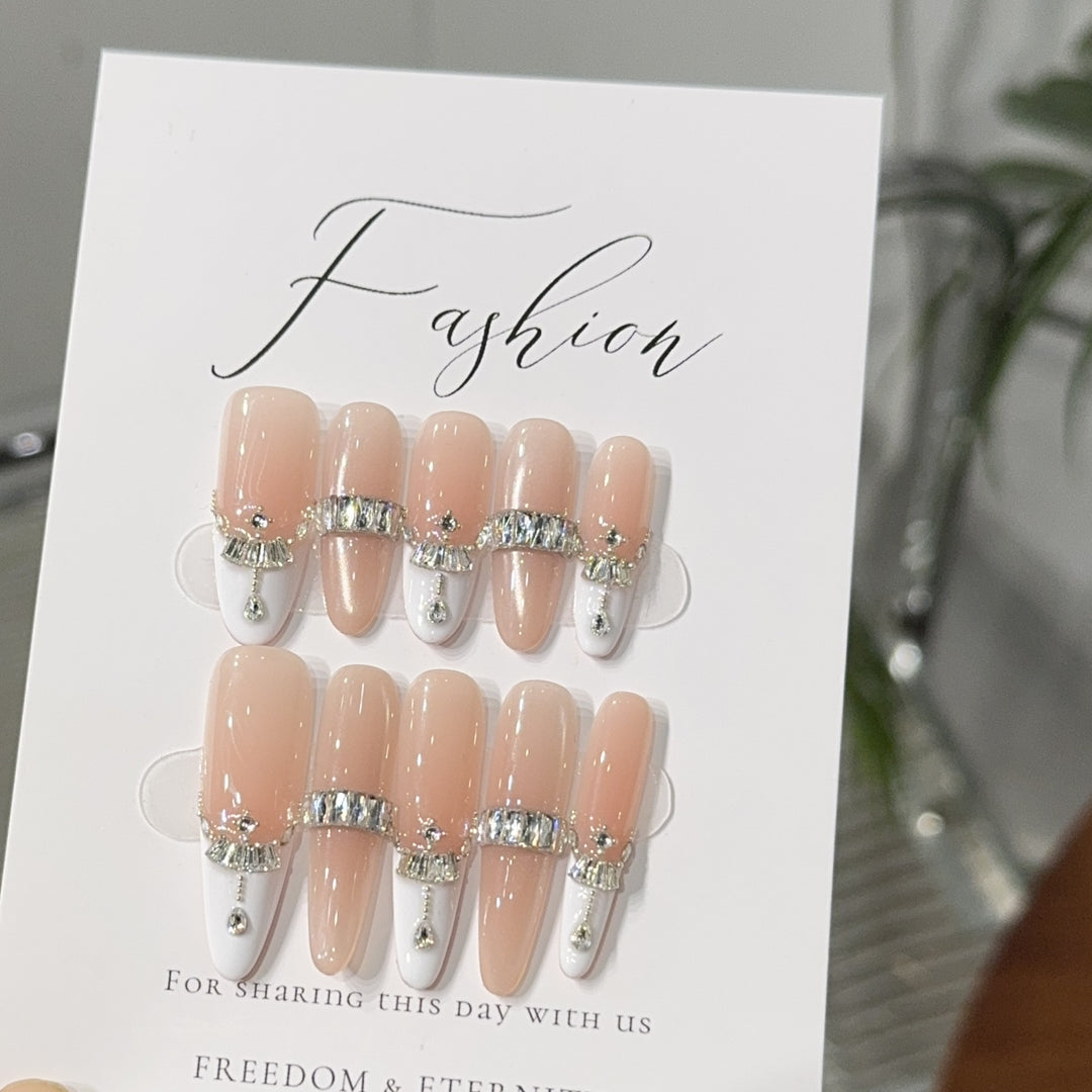 Acrylic Nail Set Bowlift
