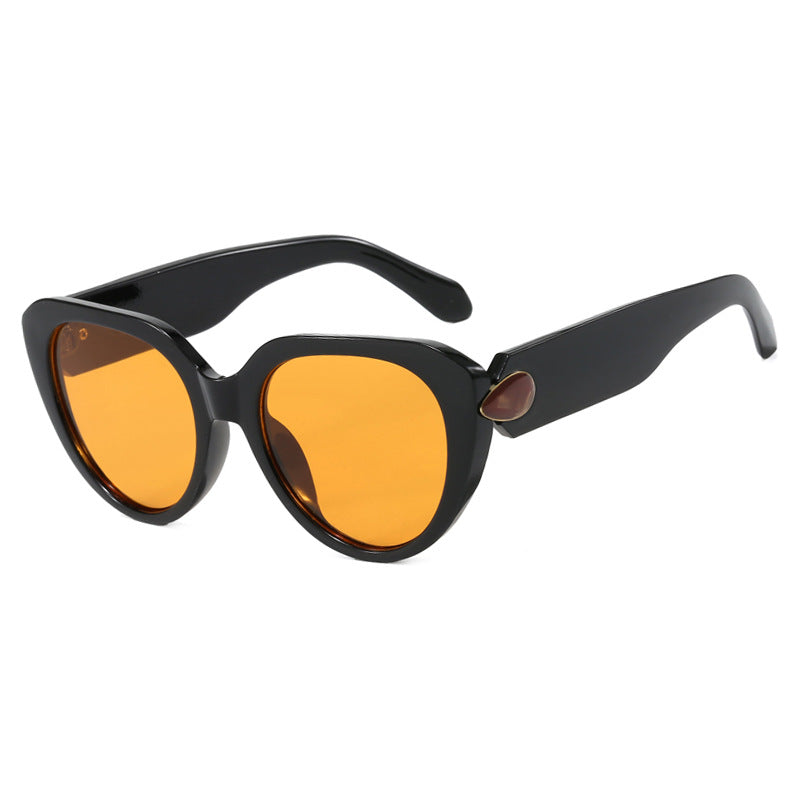 Women Cat-Eye Sunglasses with striking design and protective UV filter Bowlift