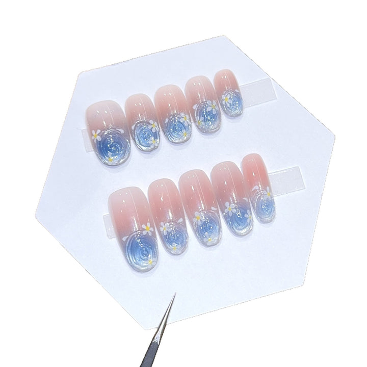 Glamorous Artificial Nails with Floral Design Bowlift