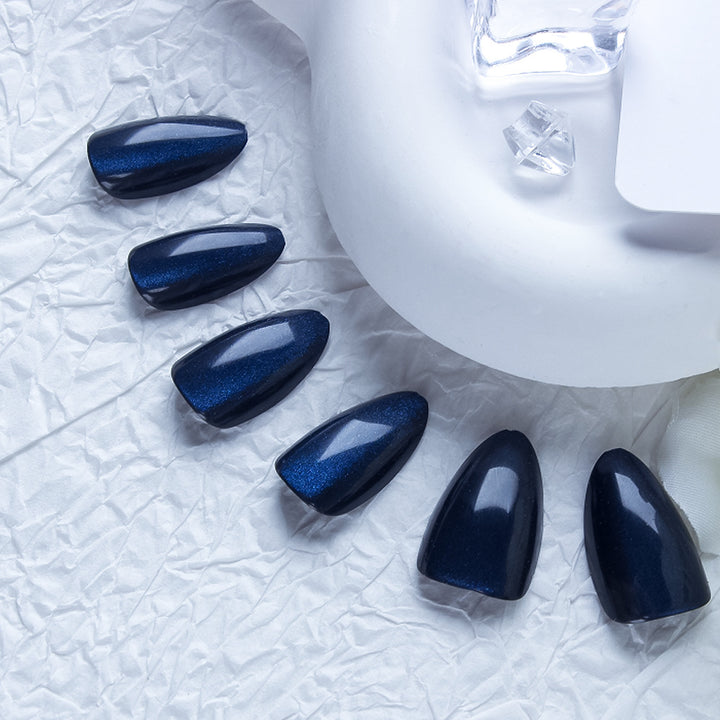 Glamorous Gel Nail Set Bowlift