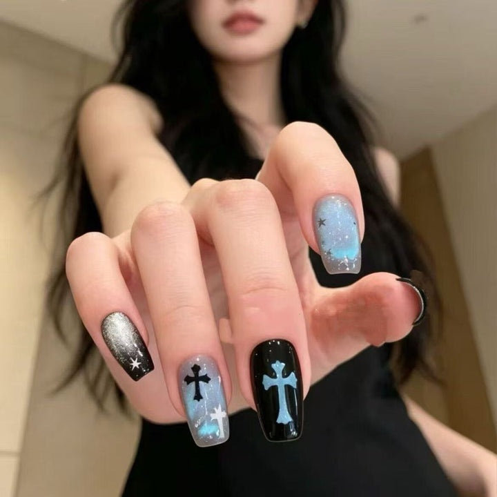 Whimsical Bear-Themed Press-On Nail Art Kit Bowlift