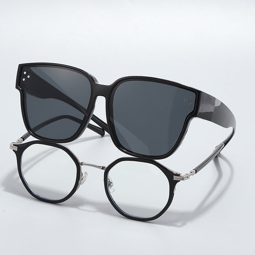 Ladies Fashion Sunglasses in clear lines design with high UV protection Bowlift