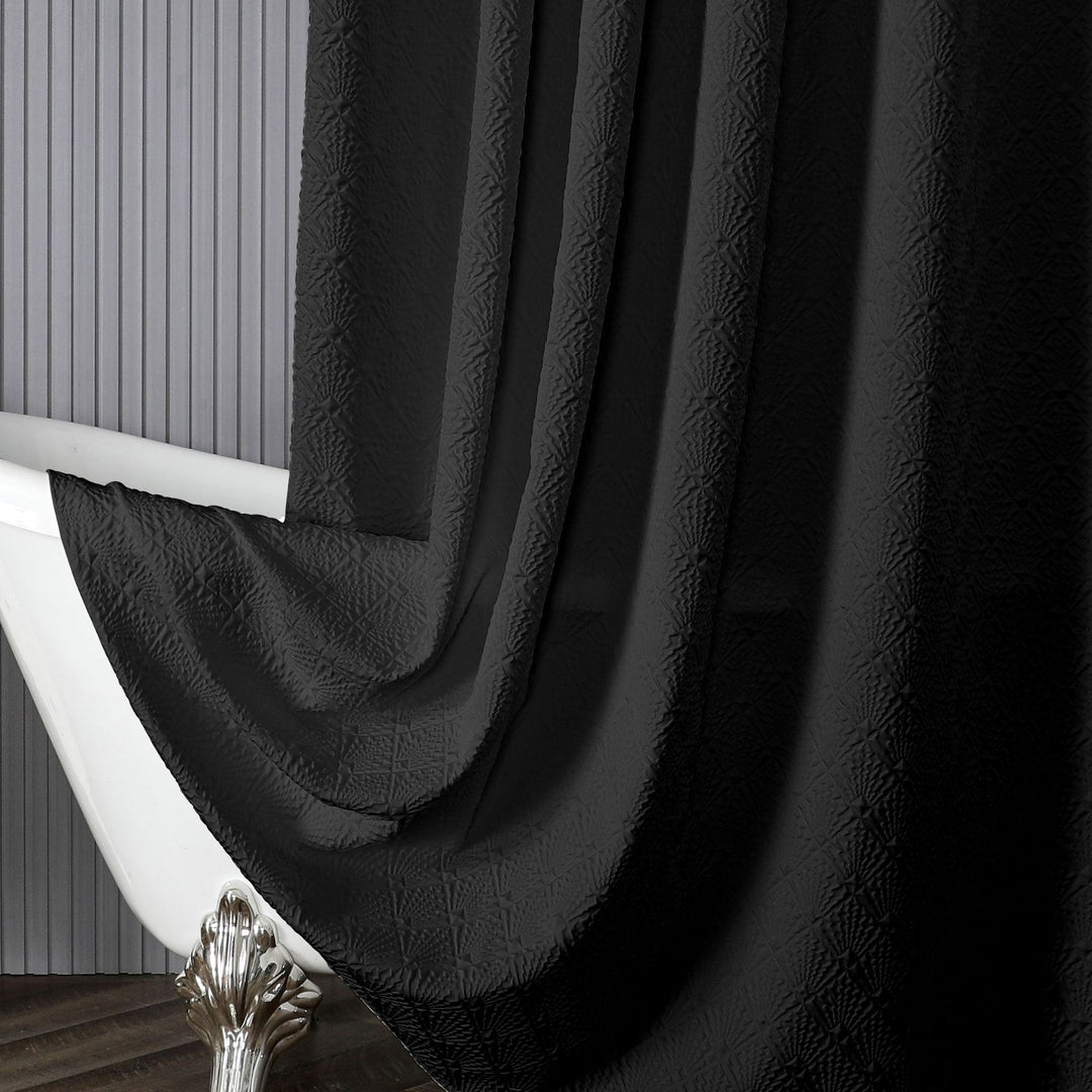 Textured Leaf Pattern Shower Curtain Bowlift