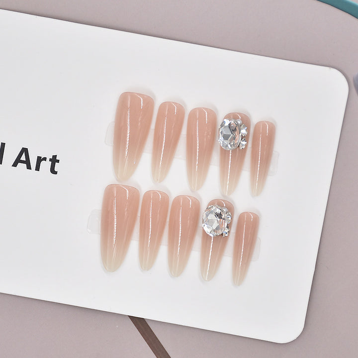 Glamorous Heart-Themed Press-On Nail Set Bowlift