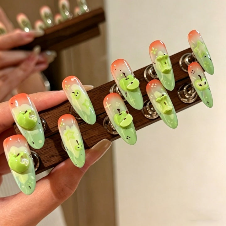 Artistic Floral and Star-Embellished Press-On Nail Set Bowlift