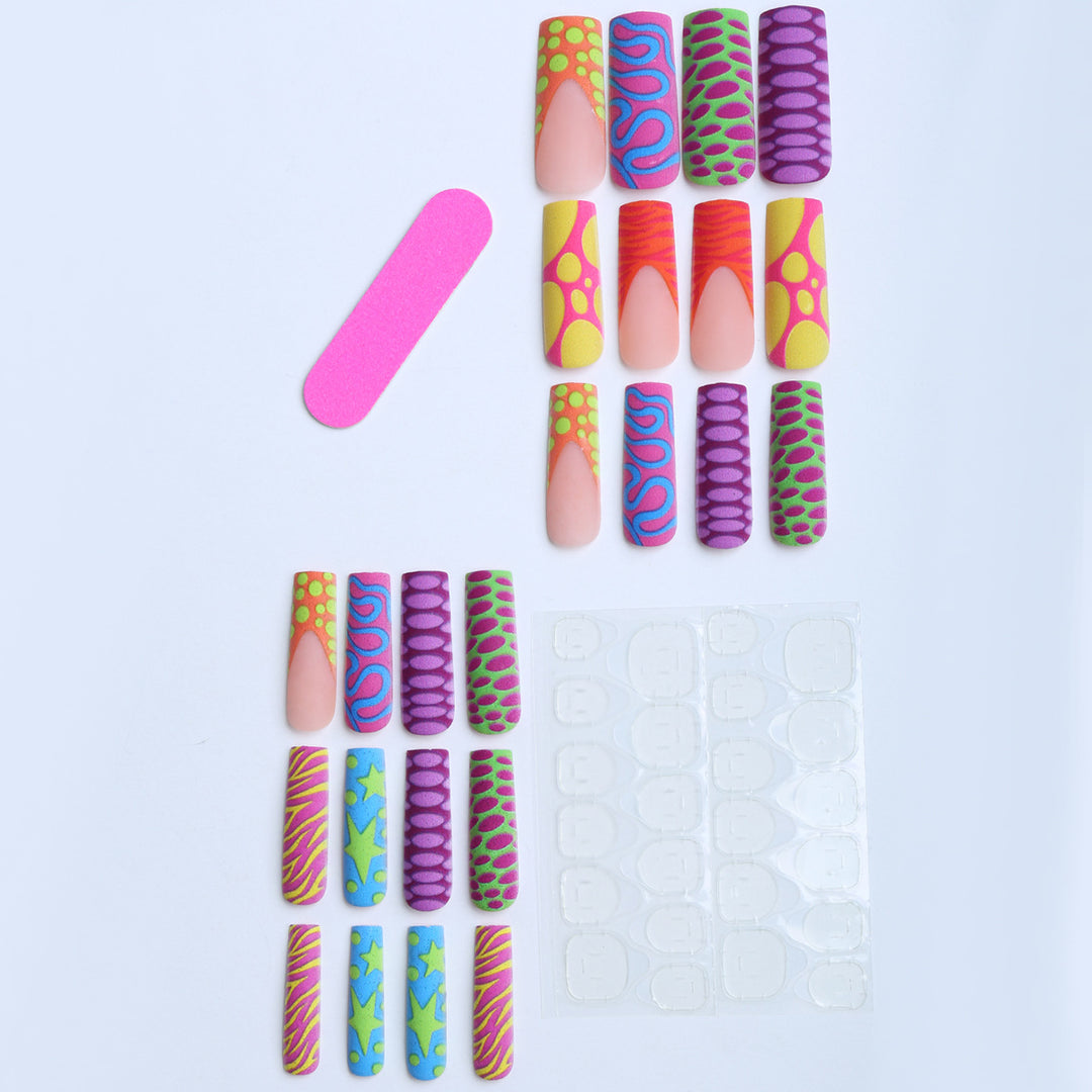 Artificial nails with extravagant design variety Bowlift