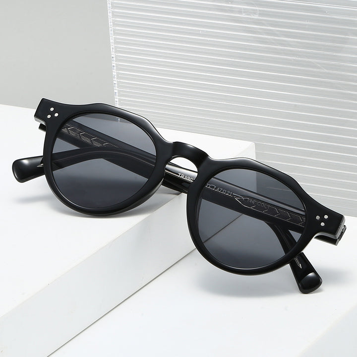 Women's Stylish Sunglasses in Innovative Octagonal Design Bowlift