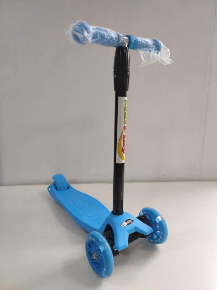 Tri-Wheel Stability Scooter Bowlift