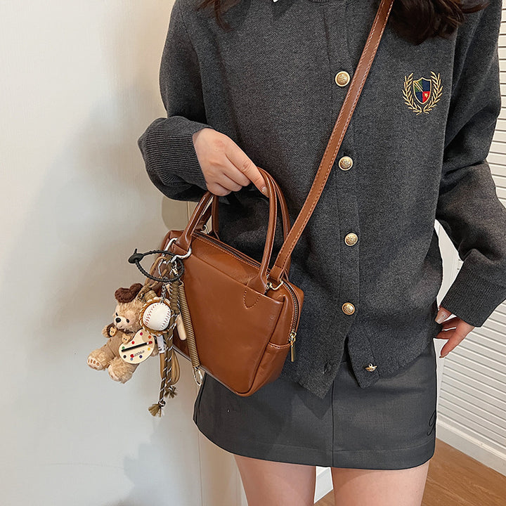 Luxurious Structured Leather Handbag Bowlift