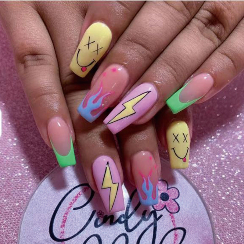 Artful Nail Art with Modern Patterns Bowlift