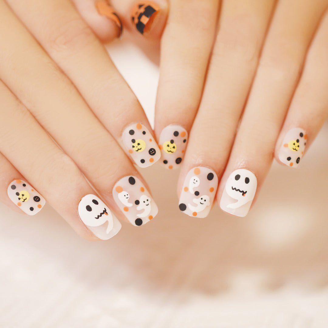 Creative Halloween Nail Art Bowlift