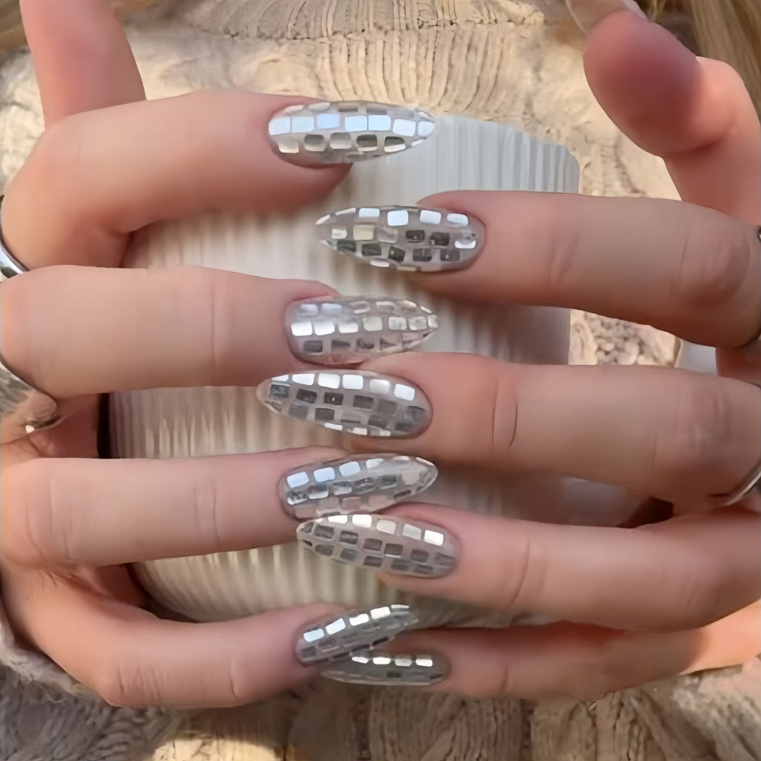 Nail Art Extensions Bowlift
