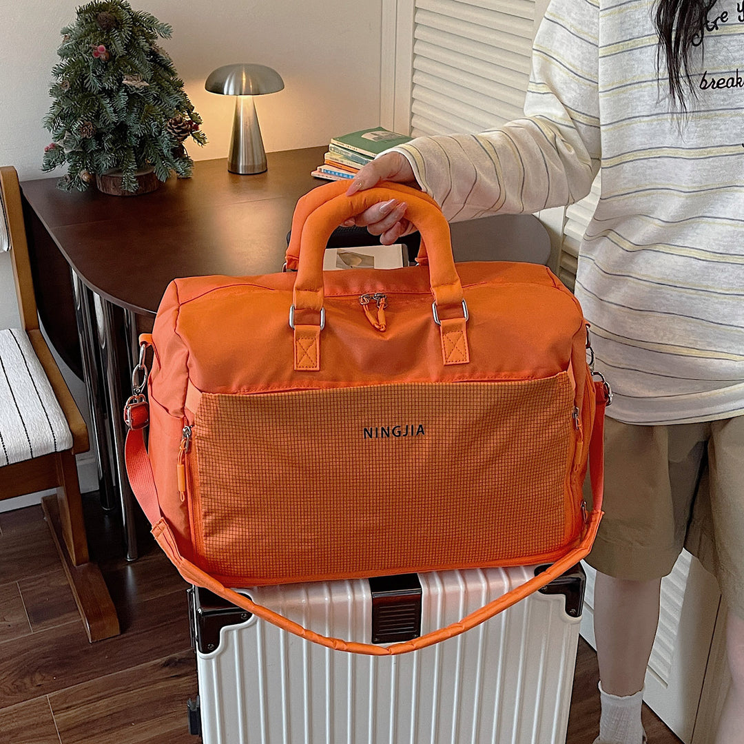 Versatile Travel Duffel Bag Bowlift