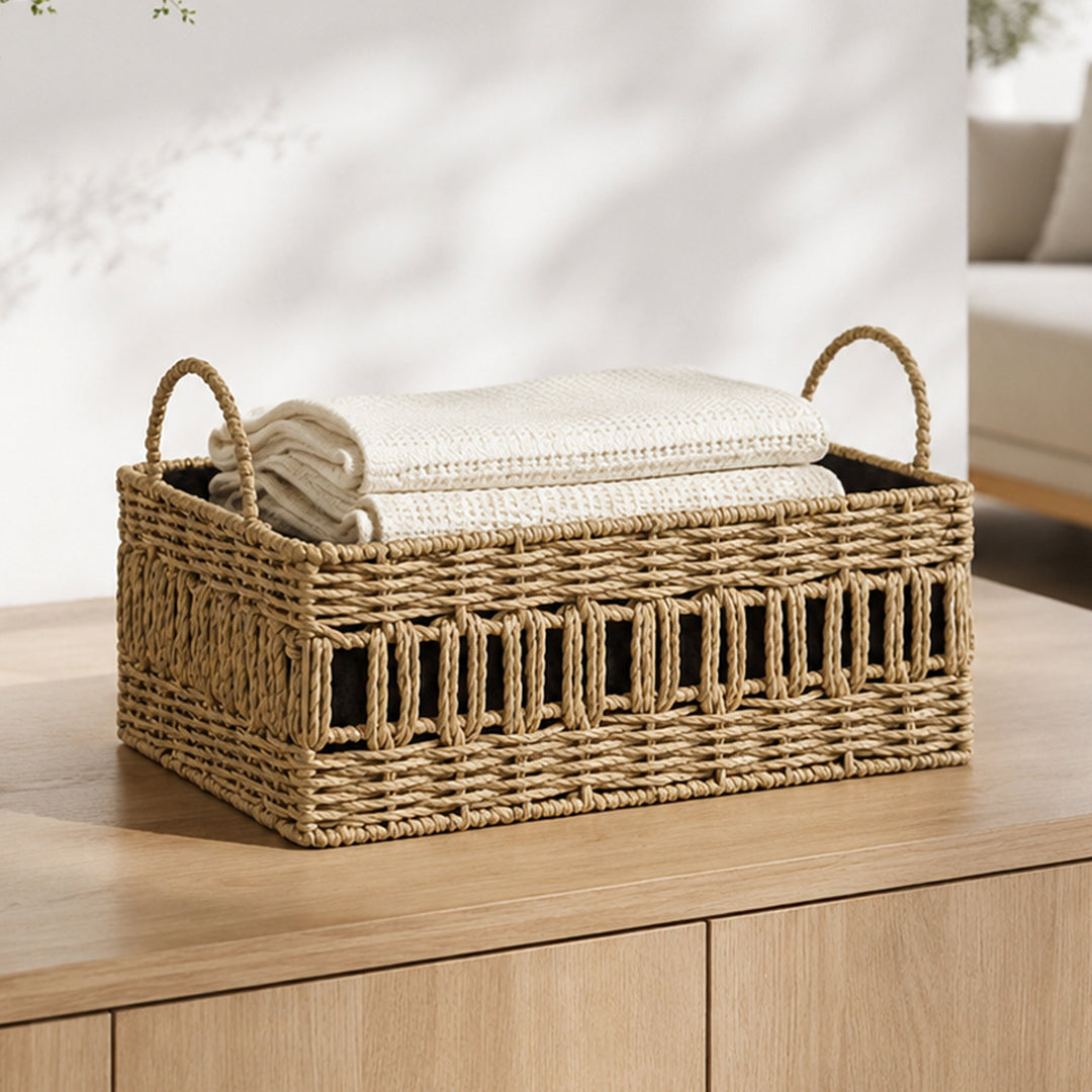 Versatile storage basket made of natural material Bowlift