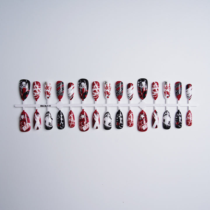 Creative Nail Art Set with Unique Graphics Bowlift