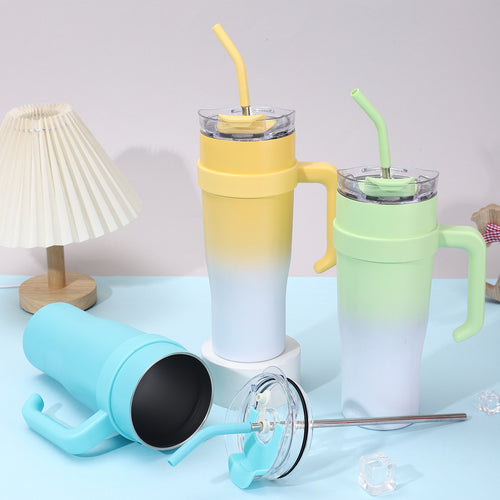 Women Insulated Mug with Plastic Handle and Integrated Straw Bowlift