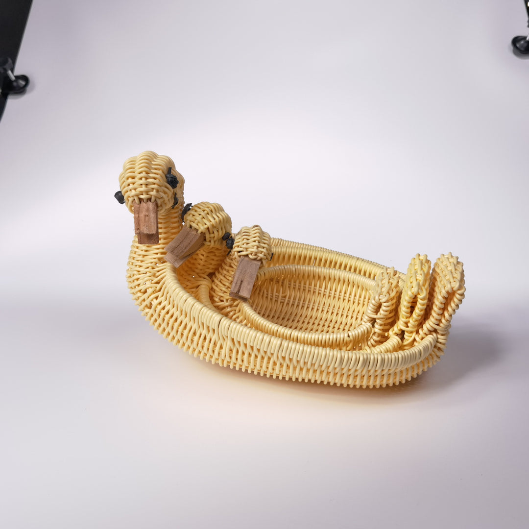 Ladies cute decorative basket Bowlift