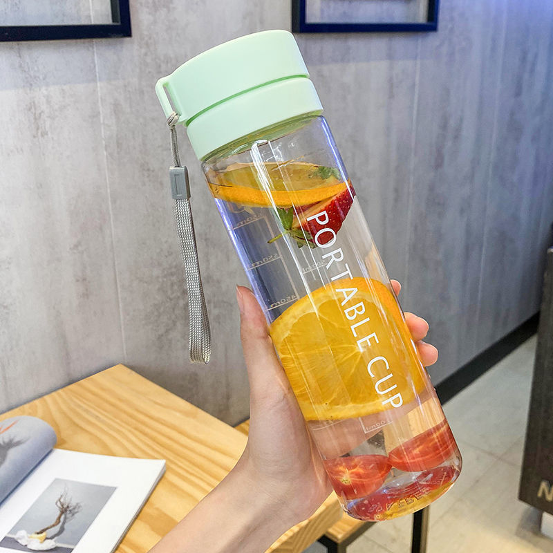 Women's water bottle with innovative lid Bowlift