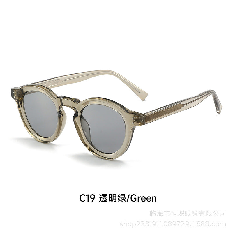 Ladies sunglasses in modern and unique design Bowlift