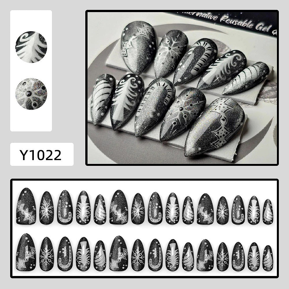 Creative Nail Art in Glamorous Black-White Design Bowlift