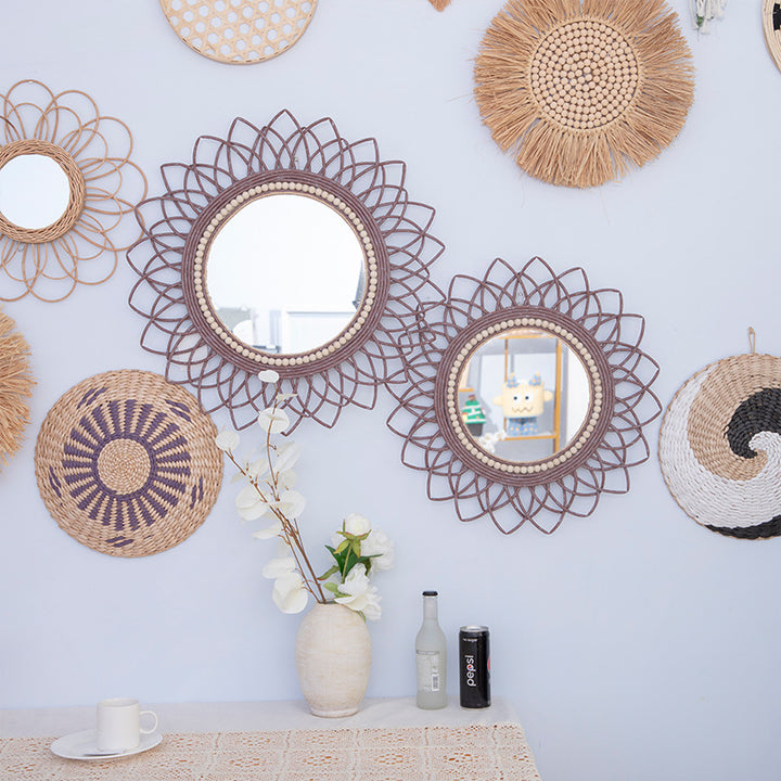 Decorative wall mirror with rattan frame Bowlift