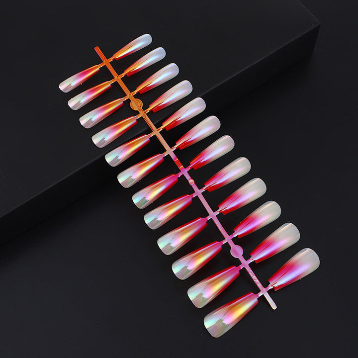 Artificial nails in elegant pearl shimmer Bowlift