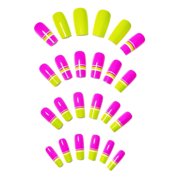 Creative artistic nails with geometric color effect Bowlift