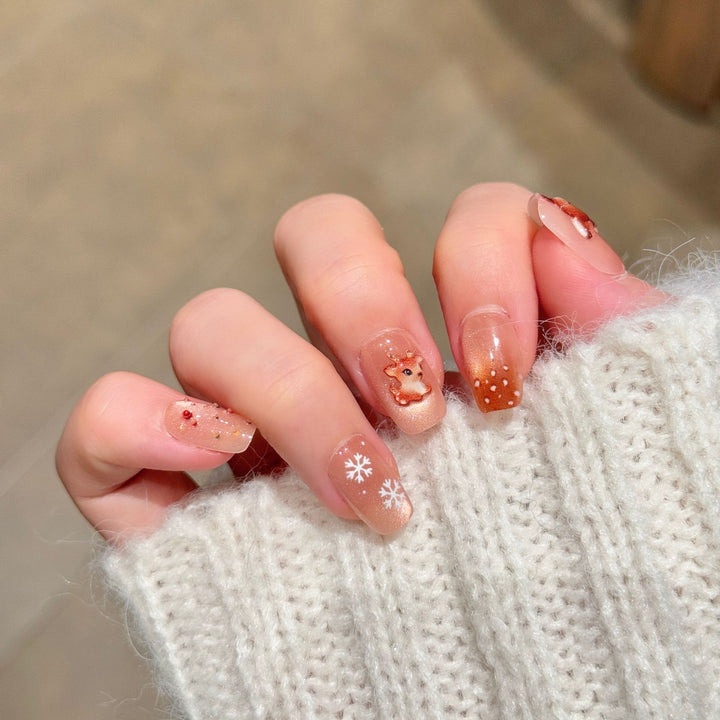 Festively Themed Press-On Nail Art Bowlift