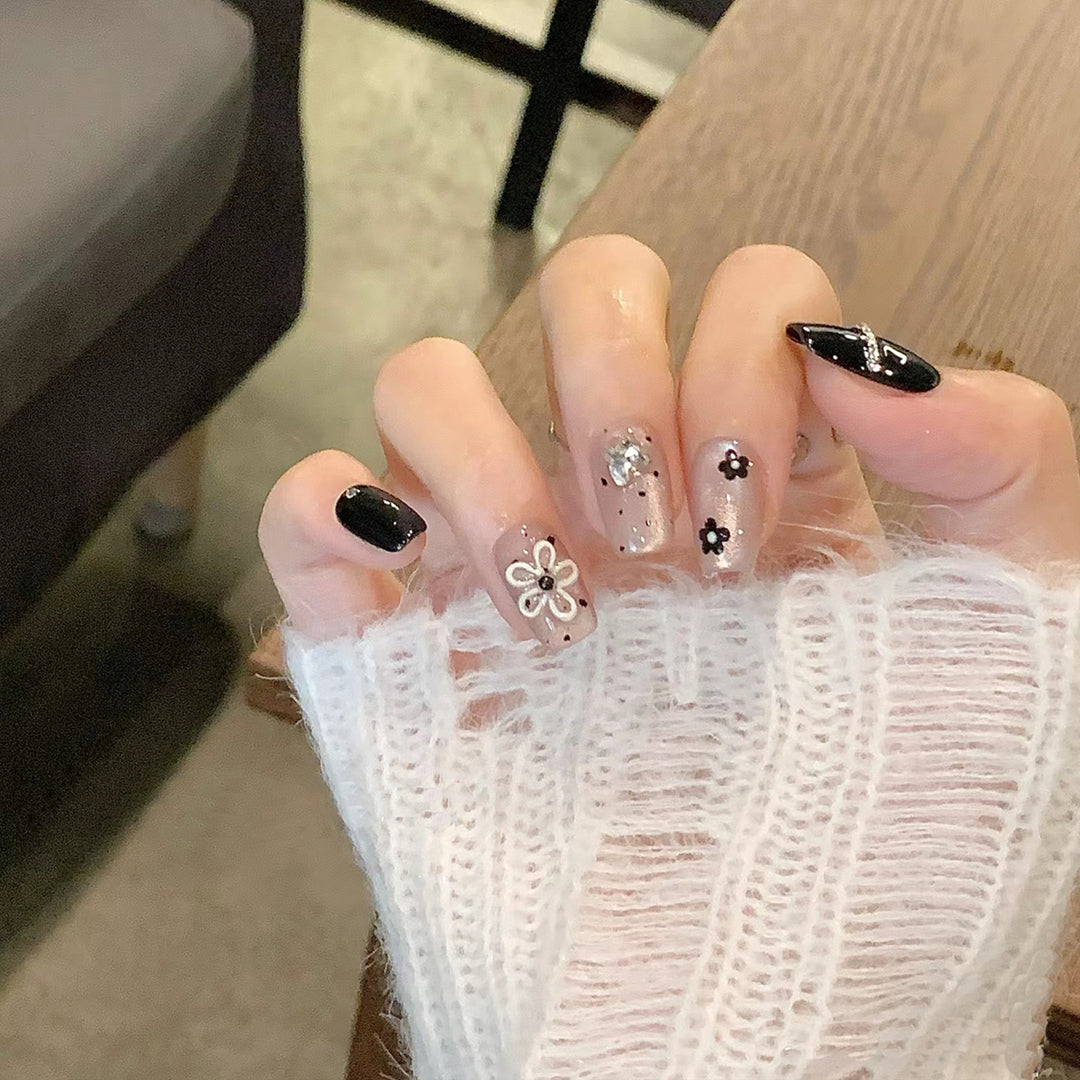 Themed Nail Art Press-On Nails with Cute Character and Bow Designs Bowlift