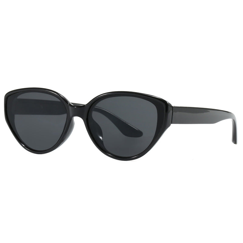 Women Cat-Eye Sunglasses with Modern Design Bowlift