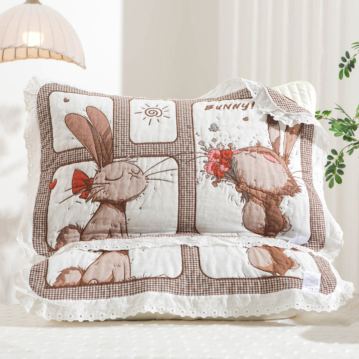 Women's pillow with charming elephant motif and delicate lace edge Bowlift