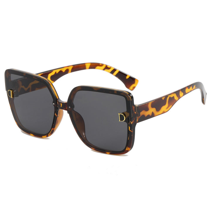 Women's trendy square sunglasses in minimalist design Bowlift