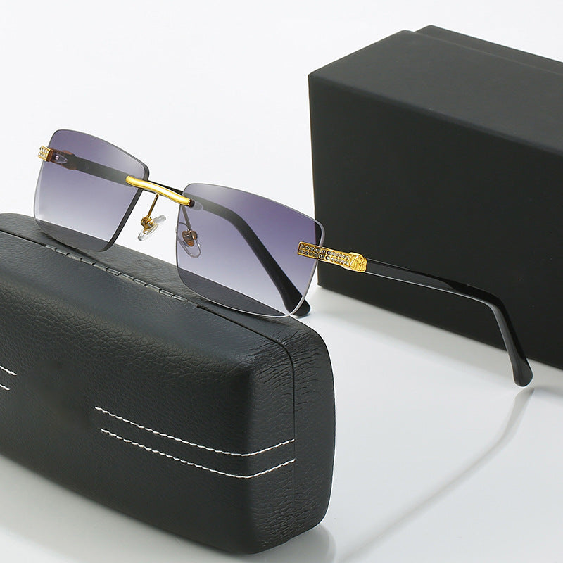 Women elegant sunglasses with stylish metal frame Bowlift