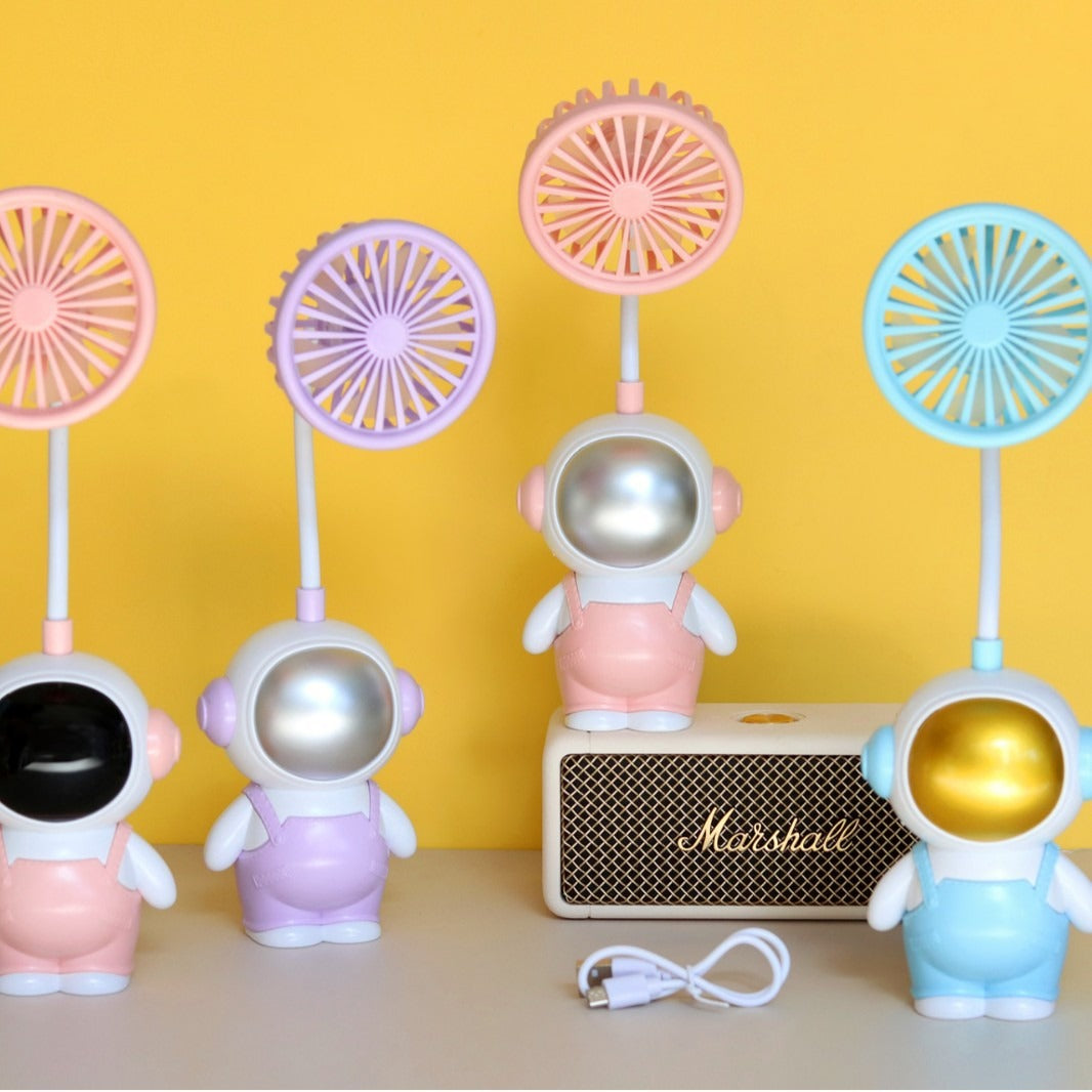 Unisex Fun Hand Fan in Astronaut Design Bowlift