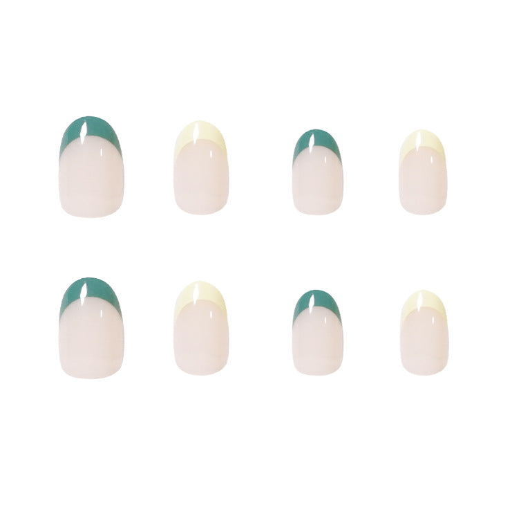 Artful nail art with creative color tips Bowlift