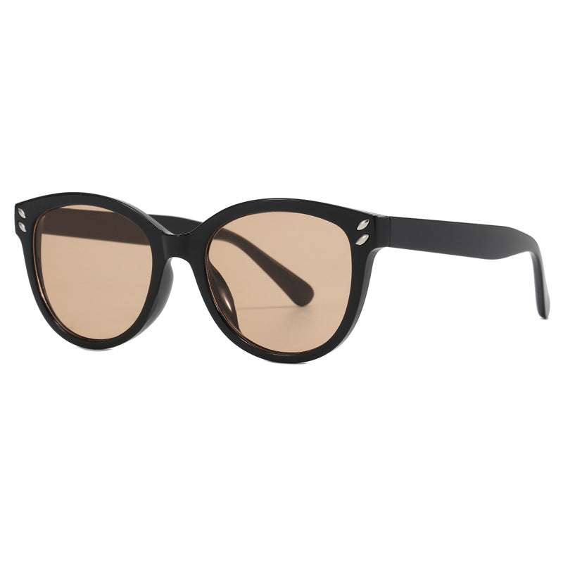 Ladies fashionable designer sunglasses with unique glamour frame Bowlift