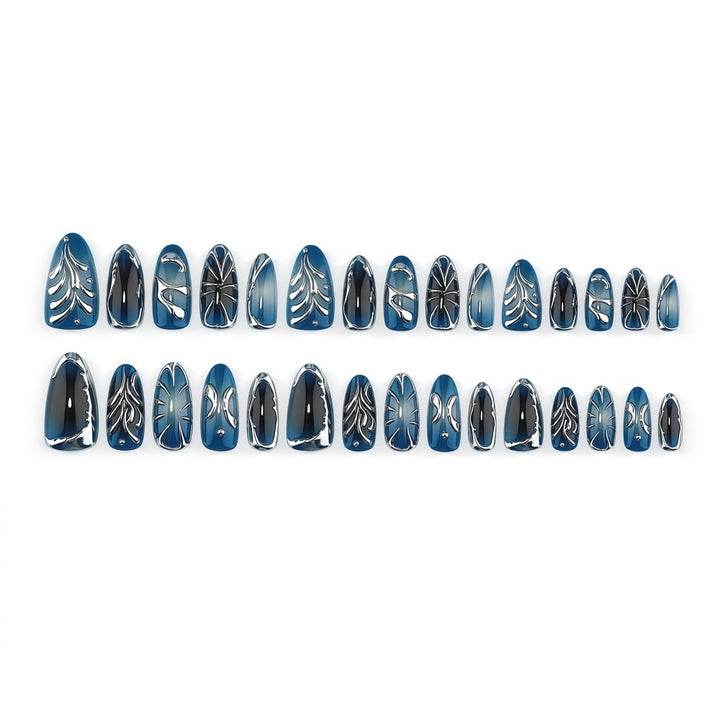 Artificial nails in the elegant leaf design Bowlift