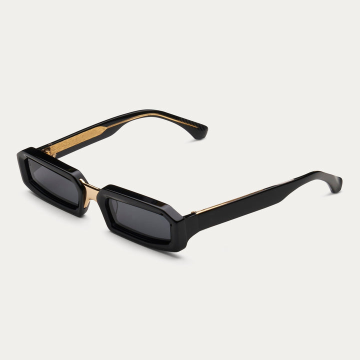 Women's stylish sunglasses in a modern rectangular design with a comfortable frame Bowlift