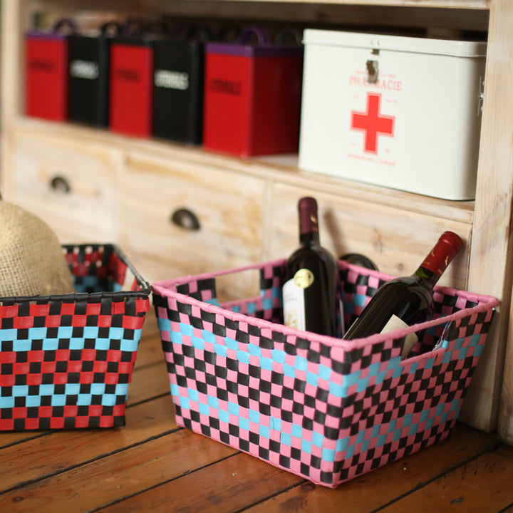 Storage Baskets In The Woven Design Bowlift