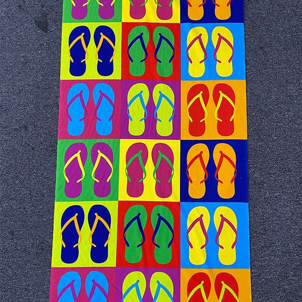 Beach towel with tropical flamingo design Bowlift