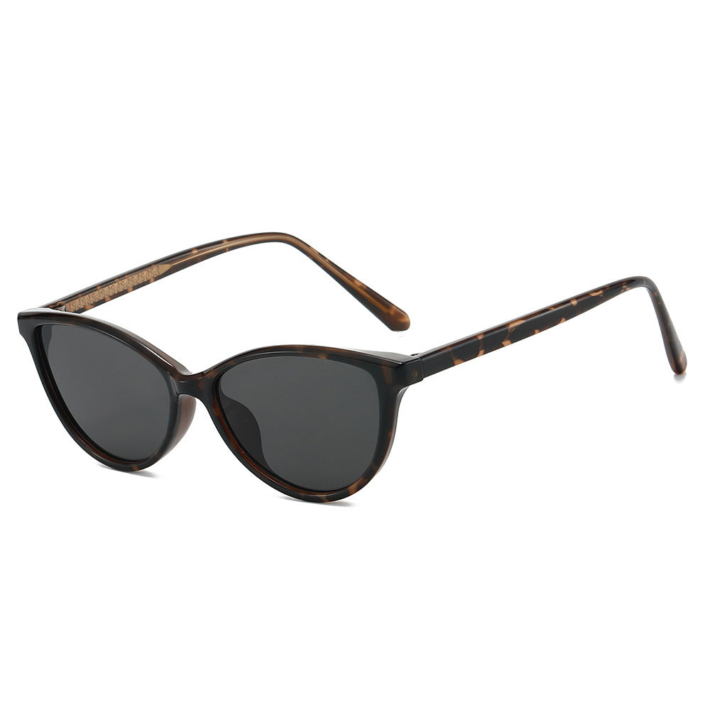 Women's Cat-Eye Sunglasses with Stylish Accents Bowlift
