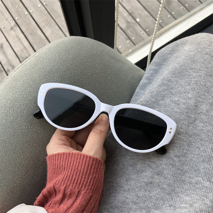 Fashionable sunglasses Bowlift