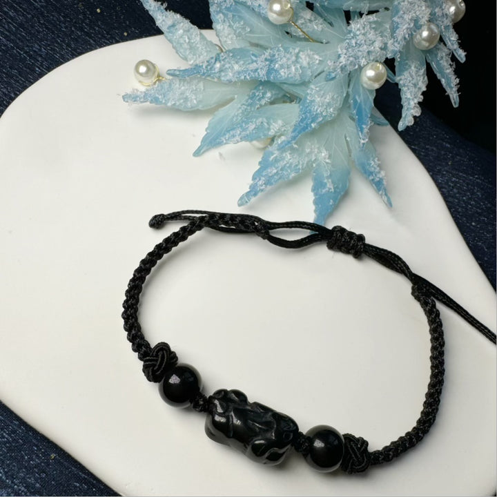 Adjustable Macrame Protective Charm Bracelet Bowlift