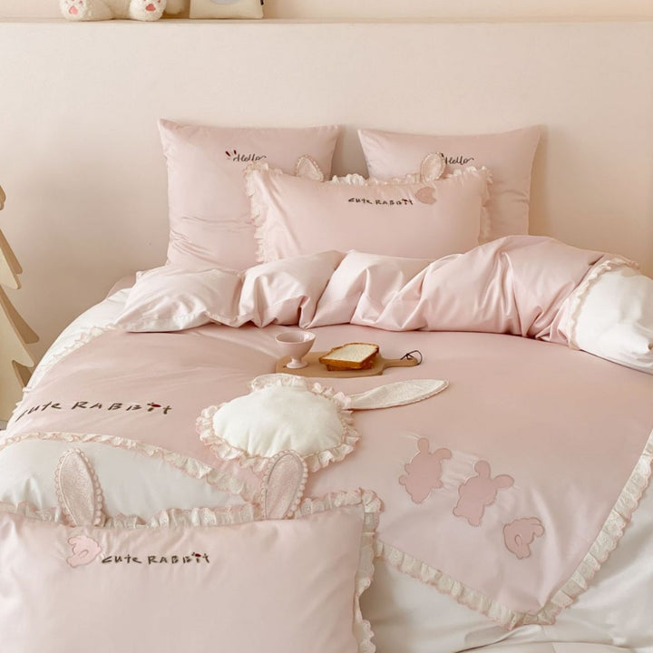 Children's bedding set with three-dimensional ear appliqué, ruffle and microfiber satin